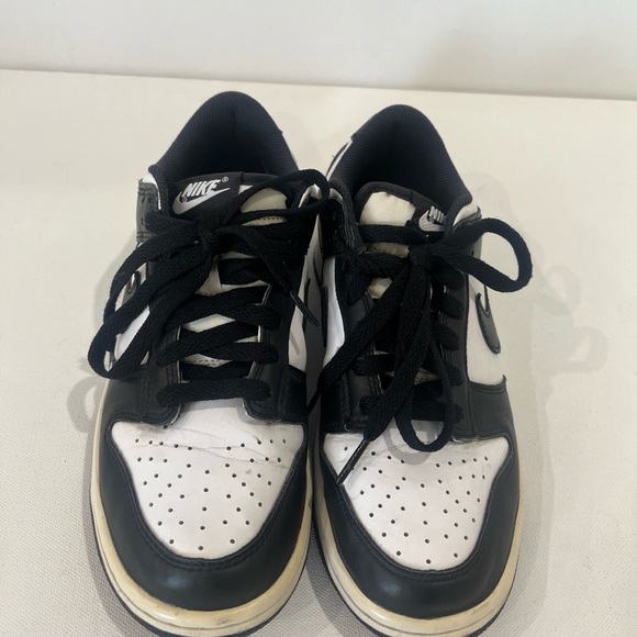 Nike Dunk Low Black White Panda Sneakers Shoes Youth 6.5 Womens 8 - Picture 5 of 9